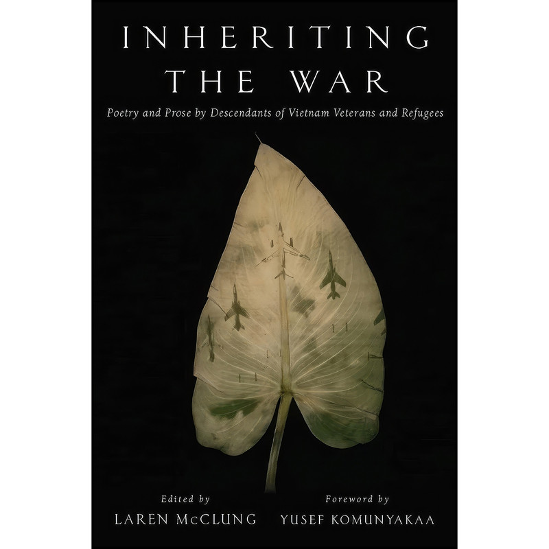 کتاب Inheriting the War اثر Laren McClung and Yusef Komunyakaa انتشارات W. W. Norton & Company